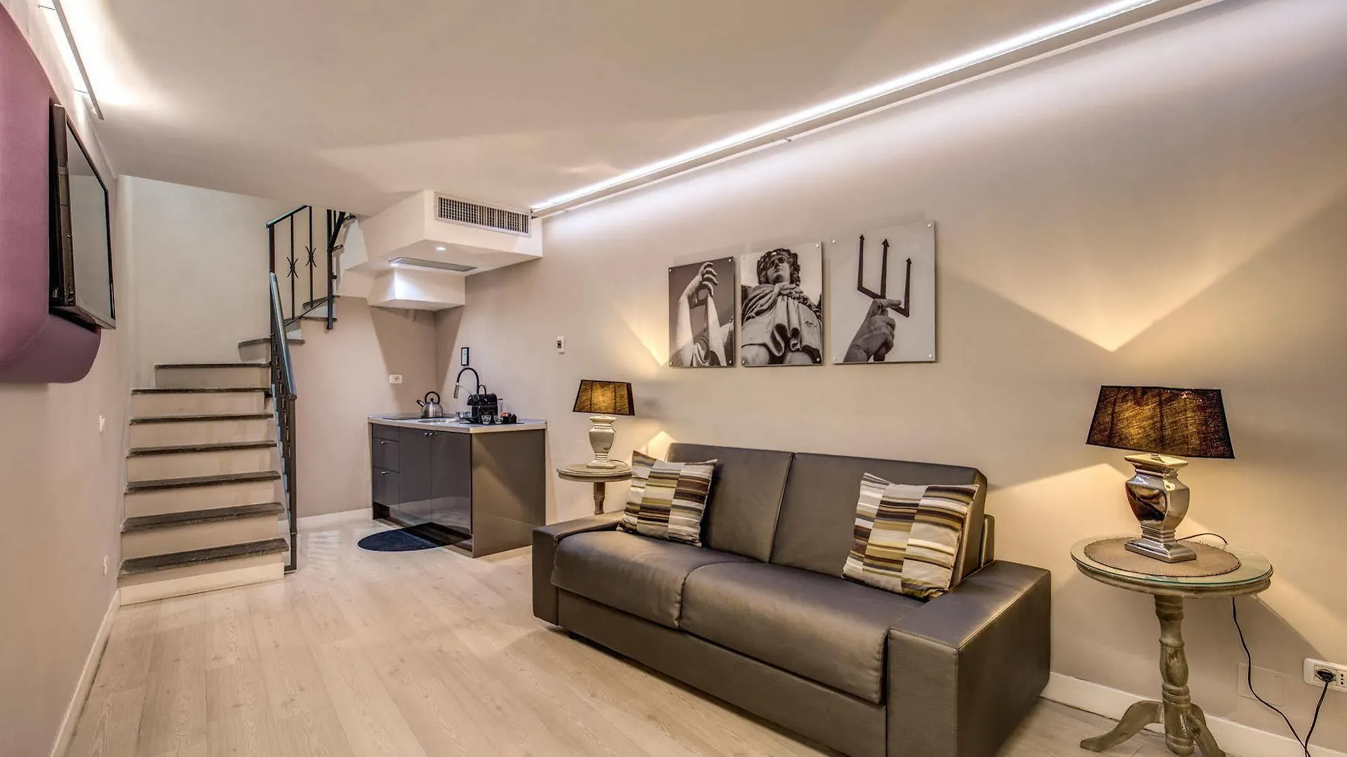 Hisuiterome - Aparthotel 2*, Rome Italy